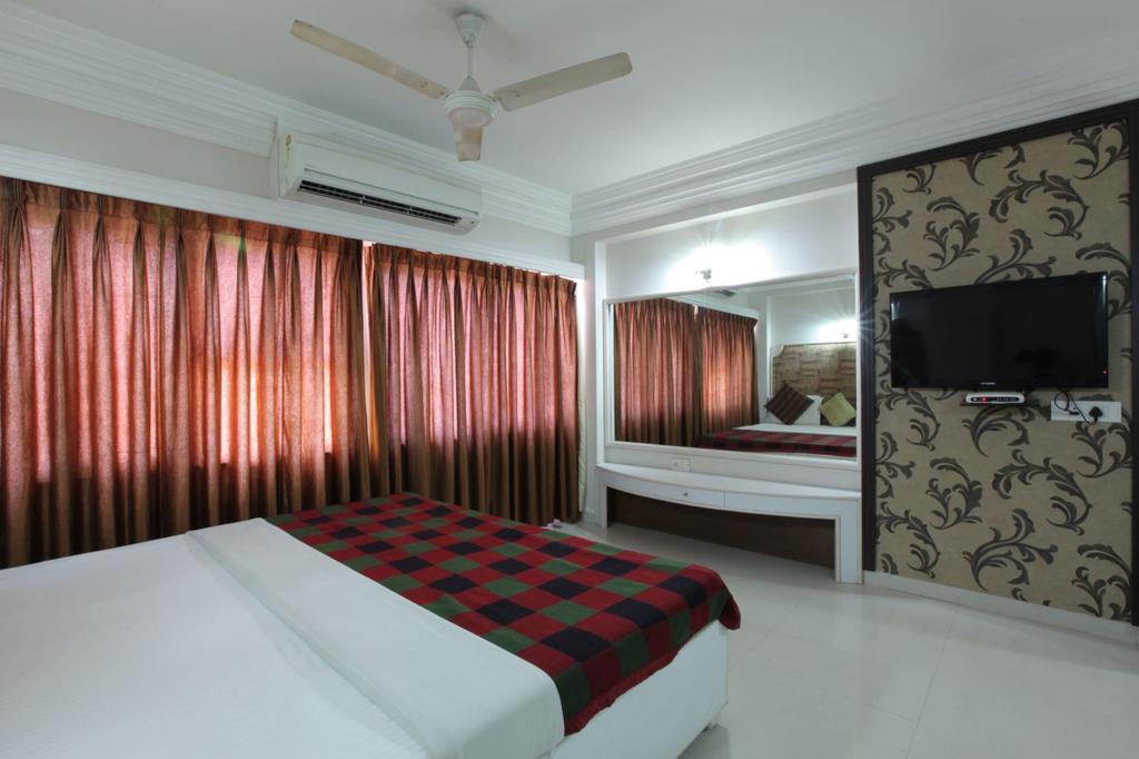 Hotel Prudent Βαντοντάρα Δωμάτιο φωτογραφία